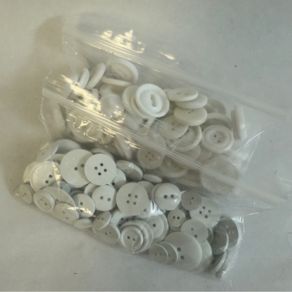 WHITE Button Assortment NWT - Picture 3 of 6